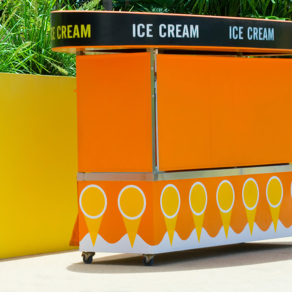 Food kiosk in busy mall